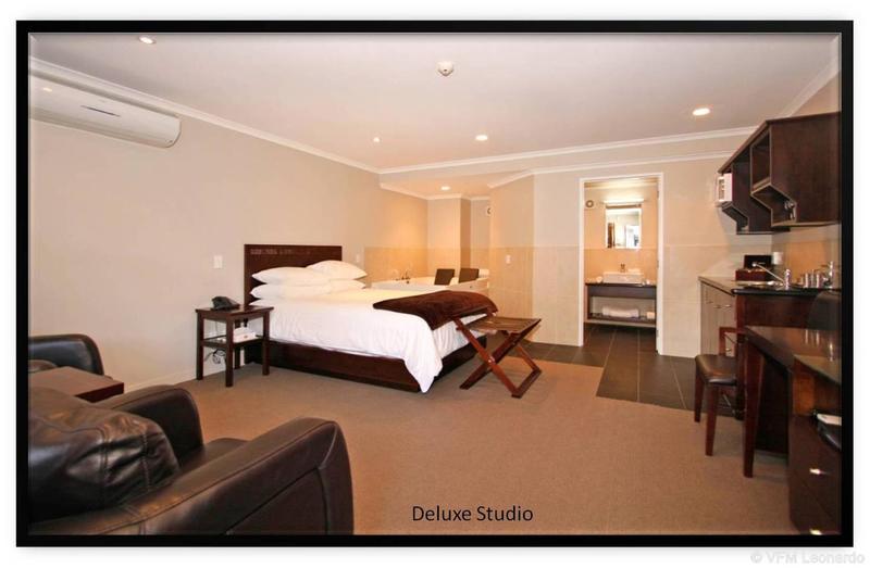 Aotea Motor Lodge Уонгануи Экстерьер фото Deluxe Studio