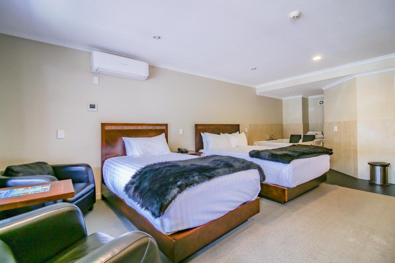 Aotea Motor Lodge Уонгануи Экстерьер фото